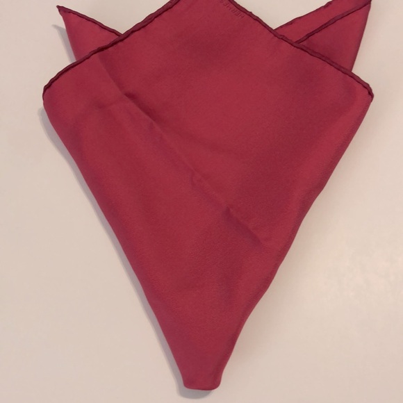 Hermes Pocket Square- magenta - Picture 8 of 9